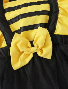 Baby Girl "Happy BEE Day" Cute Bodysuit with Bow Headband Costume – a sweet and adorable ensemble to celebrate your little one's special day! This charming bodysuit features a playful "Happy BEE Day" print, complete with a cute bow headband for added charm. Perfect for birthdays, celebrations, or as a cute costume, dress your baby girl in this super adorable outfit to make her day extra special. It's the perfect choice for a cute and festive look that captures the joy of milestones and celebrations. Happy Bee Day, Headband Costume, Bee Day, Infant Baby Girl, Striped Bodysuit, Cute Costumes, Girls Stripes, Be A Nice Human, Cute Bows