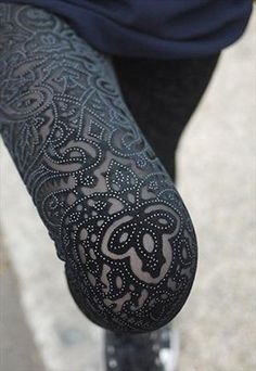 Love these tights Estilo Hippie, Ad Hoc, Winter Mode, Velvet Leggings, Fall Time, Girl Things, Looks Style, Mode Inspiration