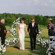 Luxury flower rentals in Indianapolis. White, blush, and greenery Floral Pillars, Wedding Arch Rental, Altar Inspiration, Wedding Altar, Wedding Altars, Garden Roses, Elegant Chic, Wedding Arch, White Wedding