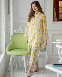 Fancy Summer Dresses, Printed Shalwar Kameez, Summer Dresses Cotton, Simple Shirt Design, Fancy Summer Dress, Nath Designs, Summer Style Aesthetic, Fashion Designer Aesthetic, Style Outfits Summer