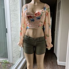 Great Condition Shorts Been Worn Blouse Is Brand New Blouse Size: S Pit 14 Length 15 Short: 2 Waist 15 Length 11 American Eagle Outfits, American Eagle Outfitters, American Eagle, Womens Tops, Brand New, Green, Pink, Women Shopping, Color