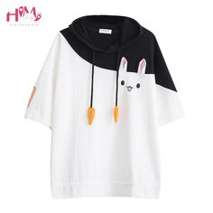 A Kawaii japanese-inspired bunny hoodie with carrot laces that would totally rock your day. Chat Kawaii, Bunny Hoodie, Style Kawaii, Japanese Harajuku, Kawaii Harajuku, Pink Rabbit, Bunny Designs, Short Sleeve Hoodie, Bunny Plush