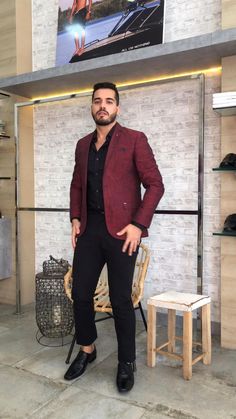 Wine Blazer Outfit Men, Burgundy Blazer Outfit Mens, Maroon Blazer Outfit Men, Red Blazer Outfit Men, Blazer Outfits Men Wedding, Men Coat Outfit, Blazer Outfits For Men