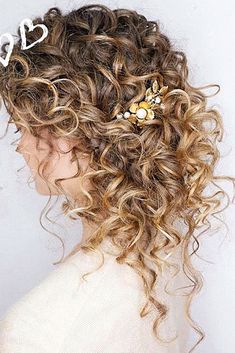 One bridal hairdo might be ideal for your wedding day with natural curls. I enjoy photographing this style for bridal imagery. Keep it to your hair ideas. Chic Bridal Hair, Bridal Hairdo, Bridal Hair Inspiration, Bridal Beauty, Natural Curls, Hair Goals, Bridal Hair, Hair Inspo, Wedding Stuff