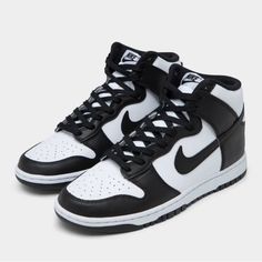 Brand New Never Worn Dunks Size 9.5 Women’s Nike Shoes Dunks, Nike Air Max Verona, Nike Cleats, Running Sneakers Women, Nike Air Pegasus, Womens Air Jordans, Nike Air Zoom Pegasus, Cross Training Shoes