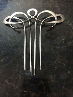 Art Nouveau style sterling silver hair comb made for my daughter's wedding Blacksmithing Projects, Bijoux Art Deco, Silver Hair Comb, Bijoux Art Nouveau, Motif Art Deco, Art Nouveau Jewelry, Art Nouveau Style