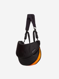 coteetciel Crossbody/Messenger Black Hala S Sleek Black/Orange côte&ciel US 28853 Orange C, Costume Bags, Tennis Bag, Computer Backpack, Black Bag, Sport Bag, Black Orange, Bright Orange, Small Bag