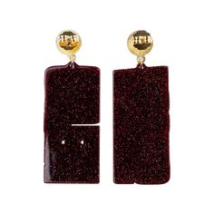 Get ready to show off your team spirit with these White & Maroon Glitter Gig 'Em Aggies Earrings! Featuring bold maroon and white colors, one earring reading "Gig 'Em" and the other reading "Aggies", these earrings are perfect for any Texas A&M fan. Wear them to games or any occasion to show your love for your team! Brand: Brianna Cannon Red Glitter Jewelry For Party, Burgundy Drop Earrings For Party, Burgundy Earrings For Party, Red Glitter Earrings For Party, Red Glitter Party Earrings, Red Glitter Earrings For Gift, Texas A&m Ring Day, Glitter Red Earrings For Gifts, Uga Earrings