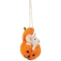 pumpkin mouse felt critter Pumpkin Mouse, Floral Candle Rings, Pumpkin Garland, Autumn Candle, Summer Candles, Wall Decor Crafts, Felt Halloween, Holiday Floral, Christmas Scents