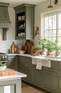 Wren Olive Green Kitchen, Olive Green Kitchen Cabinets Modern, Classic Green Kitchen, Olive Kitchen Ideas, Olive Green Cabinets Kitchen, Grey Green Kitchen Cabinets, Sage Green Farmhouse Kitchen, Green Small Kitchen, Olive Kitchen Cabinets