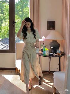 Cute Outfits For Short Women, Casual Wear Dresses For Women, Ethereal Outfit Casual, Modest Korean Fashion, Japan Outfit Ideas, Korean Outfits Men, Outfits Japan, Skirt Outfits Korean, Japanese Minimalist Fashion