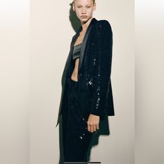 Zara Sequin Tuxedo Jacket Limited Edition Navy Blue Simply Beautiful Sequin Tuxedo, Glitter Blazer, Glitter Outfit, Bright Color Dresses, White Boho Dress, Sequin Blazer, Polyester Pants, Long Blazer, Tuxedo Jacket