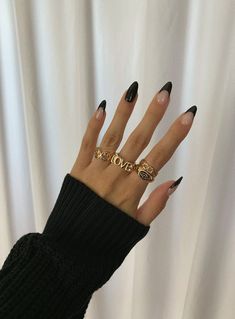 Edgy Nails, Almond Acrylic Nails, Acrylic Nails Coffin Short, Minimalist Nails