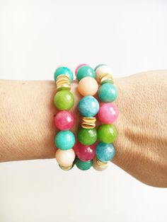 Tropical Agate Beaded Bracelets | Lynnique Jewelry Gold Beaded Bracelets, Jewelry Video, Bracelet Inspiration, Stacking Bracelets, Single Bead, Arm Party, Gold Bead Bracelets, Summer Bracelets, Bracelet Ideas