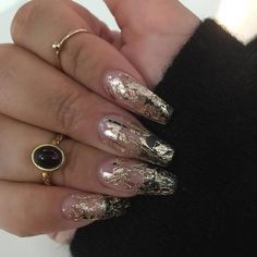 Brandoswifeey Fancy Nails, Cute Nails, Pretty Nails, Foil Nail Designs Fall Nails With Foil Flakes, Nails With Foil, Foil Nail Designs, Occasion Nails, Easter Nail Art, Fall October, Spring Nail Trends, October Nails