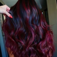 Red Highlights On Black Hair, Dark Maroon Hair, Black And Burgundy Hair, Burgundy Hair With Highlights, Deep Burgundy Hair, Black Hair With Red Highlights, Pelo Color Vino, Burgundy Red Hair, Dark Burgundy Hair