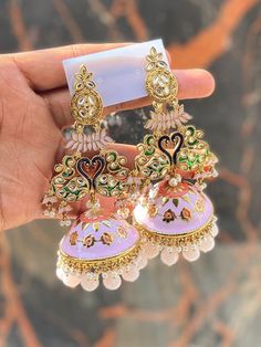 What Jhumka, Desi Jewellery, Unique Wedding Jewelry, Jhumka Designs, Wedding Jewelry Sets Bridal Jewellery, Indian Bridal Jewelry Sets, Fancy Jewelry Necklace, Pretty Jewelry Necklaces, Antique Jewellery Designs