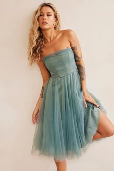 Swingin' It Midi Dress - Sage Sage Green Wedding Guest Dress, Cocktail Attire Dress, Sage Green Midi Dress, Strapless Tulle Dress, Red Dress Day, Country Tees, Rompers Dressy, Tulle Midi Dress, Dress Sage