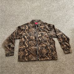 Brand New!! A Very Unique Supreme Piece You Won’t Find Too Often! -Brown -Size Large & Small Available -Corduroy Zip Up Shirt, Shirt Color, Snake Skin, Colorful Shirts, Zip Ups, Long Sleeve Tees, Tee Shirts, Mens Shirts, Man Shop