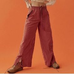 Fp Movement Nwot Size Extra Small Stadium Pants You Won’t Need To Take A Fanny Pack Or Purse To The Stadium When Wearing These Wide Leg Athletic Pants, Small Stadium, Henna Color, Fp Movement, Free People Pants, Athletic Pants, Fanny Pack, Track Pants, Side Zip