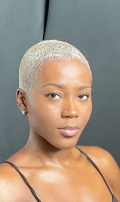 Instagram^ Bleached Short Hair Black Women, Blonde Buzzcut Woman Black, Platinum Blonde Short Hair, Blonde Black Women, Bald Hairstyles For Women