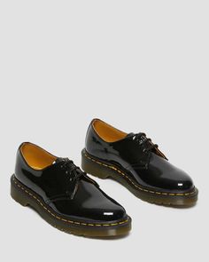 1461 Lakleren Schoenen | Dr. Martens Black Patent Leather Oxfords With Leather Sole, Dr Martens Patent, Fitted Patent Leather Lace-up Oxfords, Lace-up Patent Leather Oxfords With Leather Sole, Platform Doc Martens, Jadon Boots, Patent Leather Oxfords, Womens Dr. Martens 1460 8-eye Patent Boot - Black, Platform Chelsea Boots