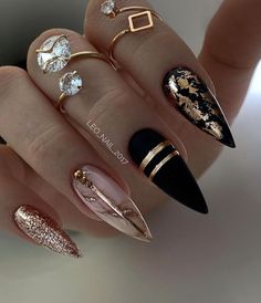 Almond New Year Nails 2024: 17 Elegant Ideas to Sparkle - thepinkgoose.com Design Black Gold, Nagel Tips, Manicure Tips, Fake Nails With Glue, Black Nail, Diy Nail Art, False Nail, Diy Manicure