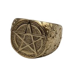 Your personal Wiccan pentacle ring to stay connected Connect yourself to the world beyond wearing a mysteriously charming ring from my Witchy Jewelry Collection. For the centuries, our ancestors used significant jewelry not only to impress with the look, but to underline an important message or as an amulet. Anyone who feel inspired by witch craft, witchy and goth accessories, should definitely consider wearing this captivating Pentacle ring on their finger. It is high-quality product made from Witchy Pendant, Pentacle Ring, Witchcraft Jewelry, Witch Ring, Greek Mythology Jewelry, Pagan Beliefs, Oak Leaves And Acorns, Witch Accessories, Mythology Jewelry