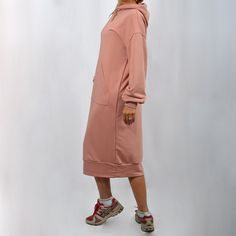 Our long soft beige hoodie dress is an every day dream. This hoodie design is long, and has a hood is well sized. This stitch pocket has a comfortable size to hide your hands or put what you need. The fabric on this dress is made from very soft cotton of good quality with a little addition of polyester for more comfortable wearing. INFO Our hoodie dress are super comfy. * Classic fit with no center crease. * Air-jet spun yarn with a soft feel and reduced pilling. * The Overlocked stitches collar Beige Hoodie, Womens Hoodies, Soft Beige, Pocket Hoodie, Hoodie Pullover, Dress Maxi, Pink Hoodie, Long Hoodie, Air Jet