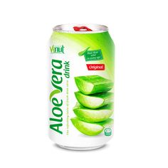 a can of apple cider with sliced apples on the top and in the bottom