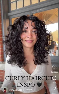 Curly Hair Layered Haircut Short, Plus Size Curly Haircut, Curly Hair Framing Face, Curly Layered Hair With Bangs, 3a Haircut, Shaggy Curly Hair Medium, Shaggy Hair Ondulado, 3b Curly Haircut, Medium Length Curly Haircut