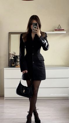 Gang Symbols, Art Pinterest, Elegant Outfit Classy, Stylish Work Attire, Classy Work Outfits, Looks Black, Stylish Work Outfits, Easy Trendy Outfits