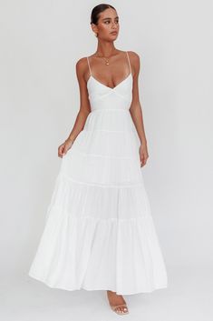 White Greece Dress, White Beachy Dresses, Long White Dress Casual, White Sundress Long, White Beach Dress Summer, White Long Dresses, Bridal Fits, Proposal Outfit, Ultra Europe