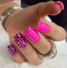 Fun Pink Nail Designs, Leopard Nails Designs, Neon Leopard Nails, Ombre Gel Nails, Posh Nails, Makeup Nails Designs, Acrylic Toe Nails, Gel Nail Art Designs, Leopard Print Nails