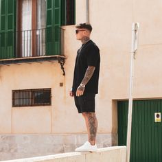 2023 Mens Summer Outfits, Oversized Summer Outfit Men, Summer Outfits Men Streetwear Casual, Wallpaper Boy, Outfit Cowok, Bae Style, Boy Body, Pinterest Wallpaper, Summer Outfits Men Streetwear