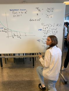 Exponentiel funktion Studera Motivation, The Love Hypothesis, Love Hypothesis, Ali Hazelwood, Romanticising School, Studying Life, College Aesthetic, Vie Motivation, Romanticizing School