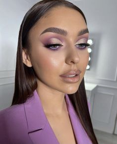 Make Up Morado, Makeup Lila, Makeup Morado, Competition Makeup, Makeup Ojos, Purple Eye Makeup, Eye Makeup Styles, Makeup Shades