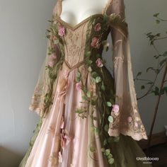 Sophia Fantasy Gown, Titiana Queen Of The Fairies, Fantasy Fairytale Dress, Sarah Fantasy Gown, Aesthetic Fairy Core Outfits, Enchanted Forest Theme Dresses, Fairy Gown Aesthetic, Fairy Like Dress, Midevil Dress Aesthetics