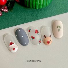 Cartoon Christmas Nails, Cute Kawaii Nails, Reindeer Cute, Christmas Press On Nails, Handmade Nails, Candy Design, Nail Drawing, Vintage Nails, Gothic Nails