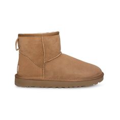 Now Pretreated To Protect Against Moisture And Staining, This Classic Ugg Short Boot Is A Supremely Cozy Cold-Weather Favorite, With A Plush Lining Made From Genuine Shearling. Plus, A New Treadlite By Ugg Sole Provides Increased Cushioning, Durability And Traction On Both Wet And Dry Surfaces. 1" Heel; 3/4" Platform (Size 9). 5" Boot Shaft. Pull-On Style. Treadlite By Ugg Outsole. Leather Upper/Genuine Shearling Lining/Synthetic Sole. Shearling May Be Sourced From Australia, Ireland, The Uk Or Ugg Classic Mini Outfit, Uggs Mini Boots, Uggs Mini, Ugg Mini Boot, Classic Mini Ii Boot, Mini Ugg Boots, Ugg Classic Mini Boot, Ugg Short, Cute Uggs