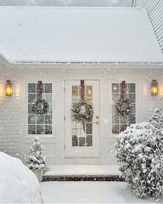 A quaint cottage dusted with fresh snow embraces the beauty of the season. (Repost: @homeinnewengland on Instagram)