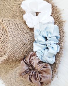 Cheap Hair Accessories, White Scrunchie, Blue Scrunchie, Collage Ideas, Hair Breakage, White Hot, Bow Sneakers, White Jewelry, Elegant Chic