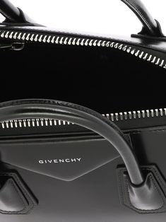 Givenchy"Antigona Small" handbag100% calf leather28x25x15 cmLeatherAdjustable and removable shoulder strap;Zip closure;Front logo Givenchy Handbags, Givenchy Antigona, Mini Handbag, Small Handbag, Refined Style, Leather Cap, Mini Handbags, Small Handbags, Look Casual