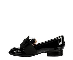 Bandolino Lindio Women s Loafer Tailor your look to fit in the Lindio women s Loafer from Bandolino. Featuring a patent leather upper with an oversized bow accent for extra style, this cutaway Slip-On adds to your outfit s charm. The insole cushions your foot, while the low heel offers subtle lift. Synthetic upper Slip-On Bow detail Padded footbed1 block heel Rack Room, Rack Room Shoes, Bow Detail, Low Heels, Patent Leather, Block Heels, Leather Upper, Loafers, Slip On