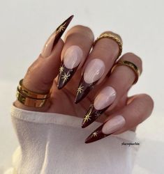 Earth Tones Nails, Stiletto Fall Nails, Sammi Jefcoate Nails, Kali Uchis Nail Ideas, Sagittarius Nails, Tap Tap, Grunge Nails, Star Nails, Brown Nails