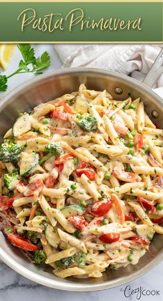 penne pasta with vegetables in a creamy sauce Meals With Fresh Vegetables, Pasta Veggies Recipes, Primavera Recipe, Supper Ideas With Vegetables, Veggie Pasta Dinner, Meat Free Pasta Recipes, Pasta Dishes With Vegetables, Pasta For 50 People, Pasta And Veggies Recipes Dinners