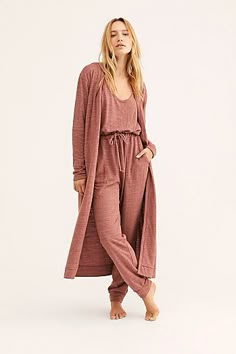 Lounge Wear Outfit, Mode Ulzzang, Kim K Style, Homewear Woman, Homewear Fashion, Easy Knit, Lounge Outfit, Kardashian Kollection