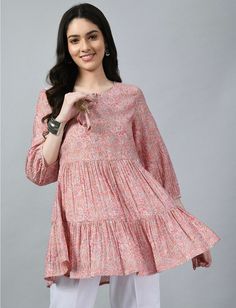 * Pink, blue,beige tunic * Floral printed * Tie-up neck, three-quarter, puff sleeves * Machine weave regular modal Printed Kurti / Embroidered Short Kurti / Indian Tunic / Summer-Spring Evening Dress / Cotton Tunic Tops *Fabric:- Modal *Wash Care:- MACHINE WASH AVAILABLE IN 7 SIZES THEY ARE IN FOLLOWING MEASUREMENTS IN INCHES:- XS:- Bust-34/Waist In-30/Length-30 S:- Bust-36/Waist In-32/Length-30 M:- Bust-38/Waist In-34/Length-30 L:- Bust-40/Waist In-36/Length-30 XL:- Bust-42/Waist In-38/Length-3 Kurti Top, A Line Kurti, Kurtis For Women, Spring Evening, Cotton Tunic Tops, Indian Tunic, Short Kurta, Short Kurti, Hippie Dress