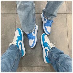 Sneakerhead Couples, Matching Shoes For Couples, Air Jordans 1 Low, Couple Shoes Matching, Jordan Couples, Couple Sneakers, Couple Fits, White Nike Shoes