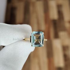 4 Ct Emerald Cut Aquamarine Engagement Ring Solid 14K White - Etsy Gold Engagement Ring Solitaire, Wedding Ring Luxury, Yellow Gold Solitaire Engagement Ring, Solitaire Wedding Ring, Engagement Ring Solitaire, Ring Luxury, Luxury Ring, Oval Cut Ring, Zierlicher Ring